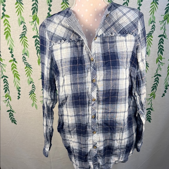 J. Jill Tops - J. Jill Denim Blue and White Plaid Buttondown Shirt E2